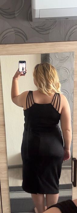 Черна Елегантна Рокля