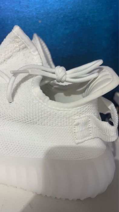 Yezzy 350 Boost Triple White Cream