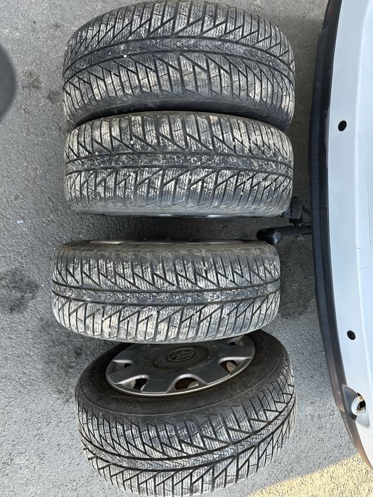 Jante  tabla de 16  pentru  wolkswagen ,audi ,etc cu cauciucuri de iarna foarte bune