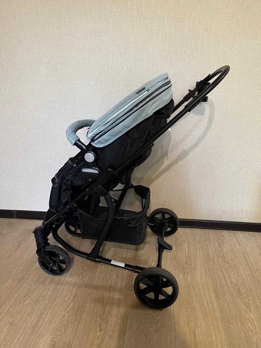 Продам детскую коляску