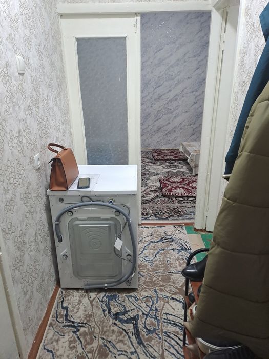 1 хоналик уй ВАСХОД Навоий чойхона олдида