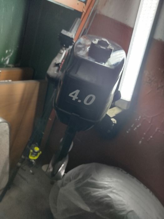 Продам лодку рыбатскую