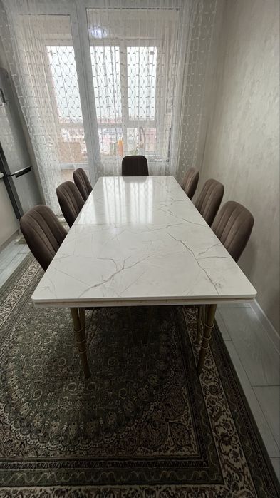 Продам стол состояния хороший