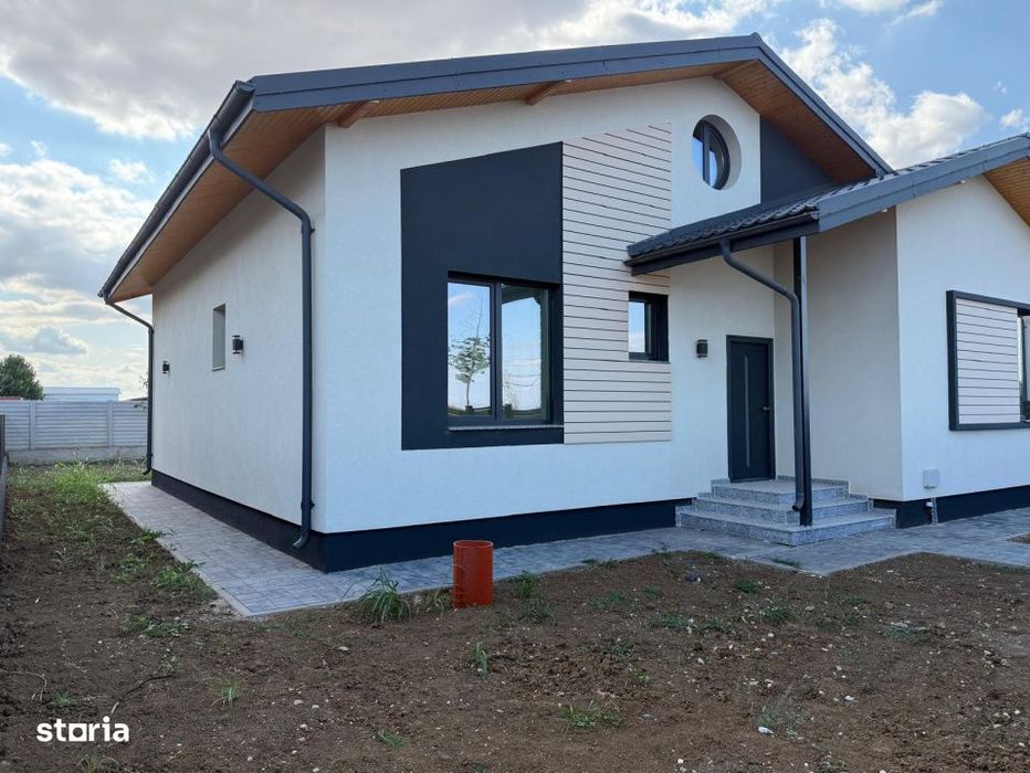 Casa Frumusani acte gata mutare imediata