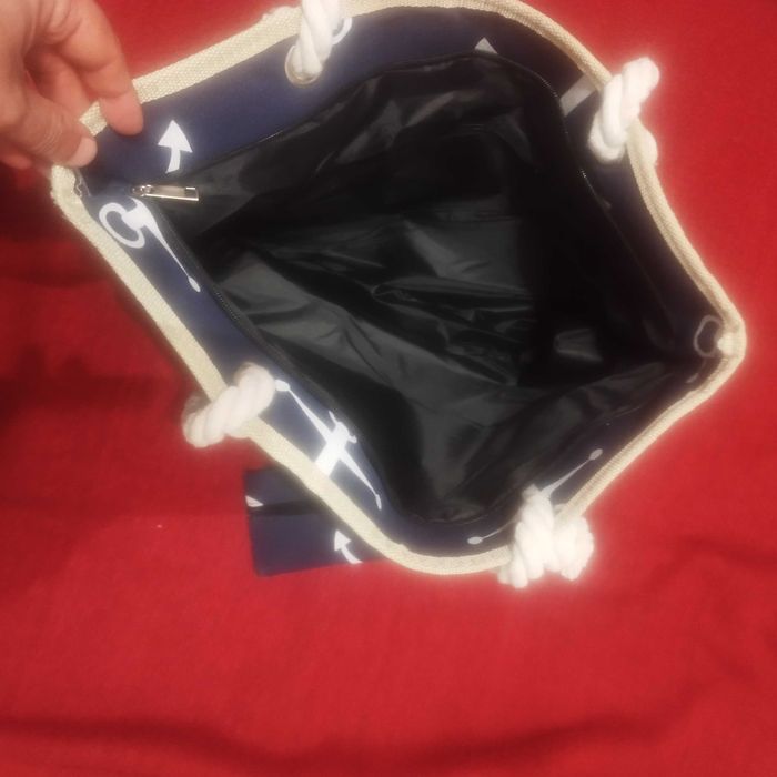 чанта с портфейл