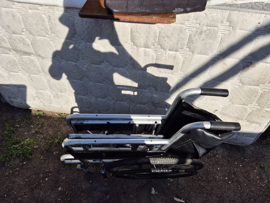 Инвалидная коляска