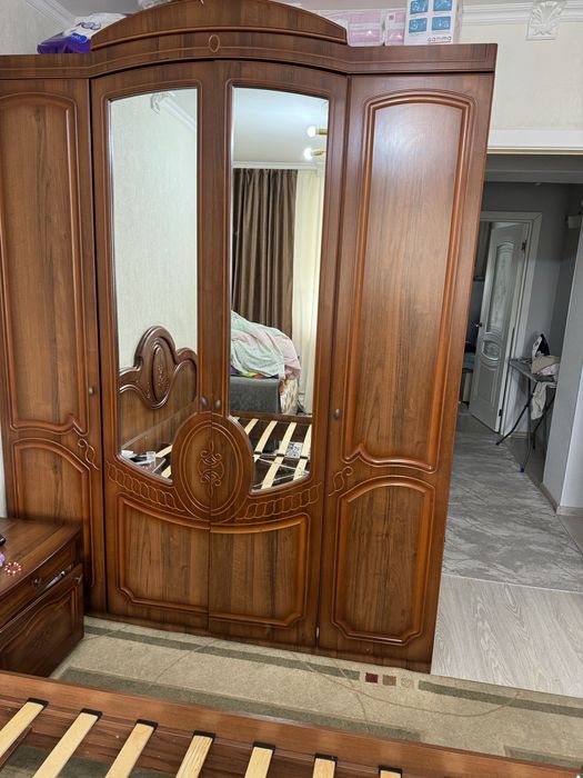 Продам кровать и шкаф