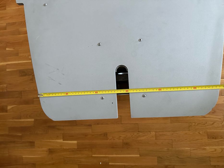 Поставка за телевизор