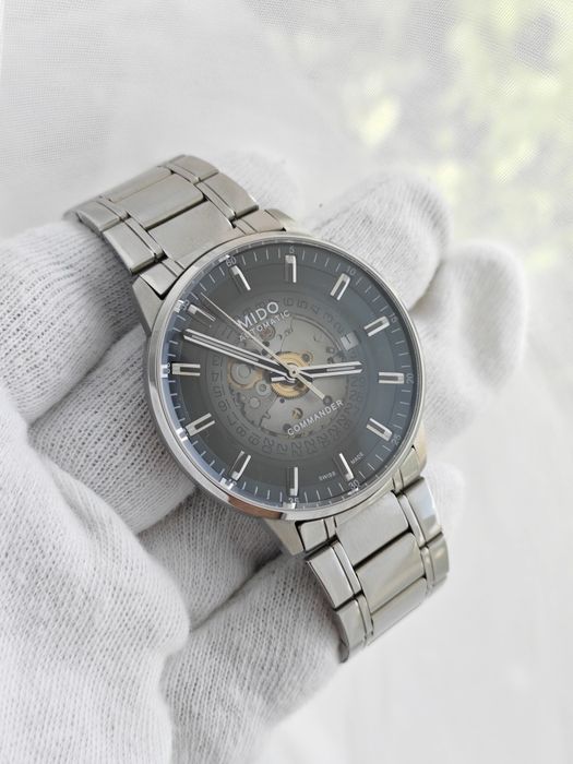 Mido Commander Автоматичен