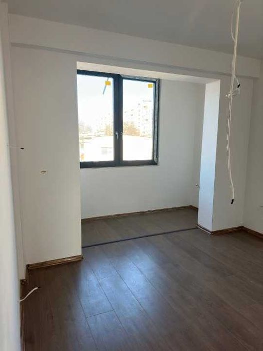 Продава се Четиристаен апартамент в Пловдив, Център - 92 кв.м за 900 €/кв.м - Снимка #11