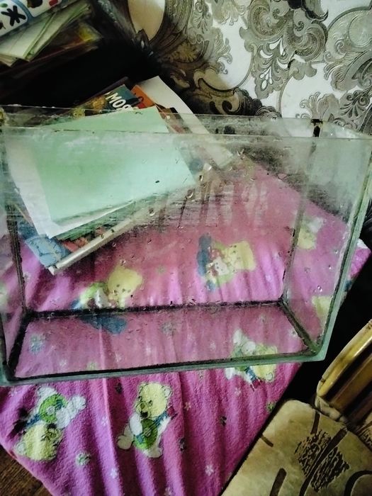 Продам аквариум для рыбок