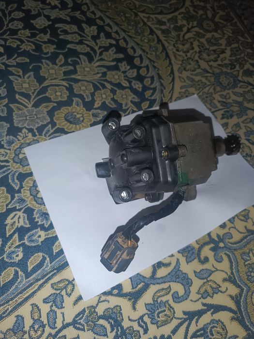 Валюметр и трамблер с5 мазда кронос 626