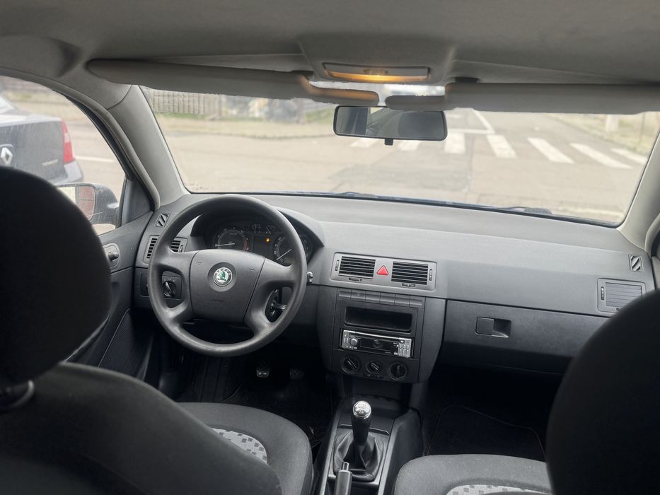 Skoda fabia-Facelift - 2008 -1.2 stare fff buna