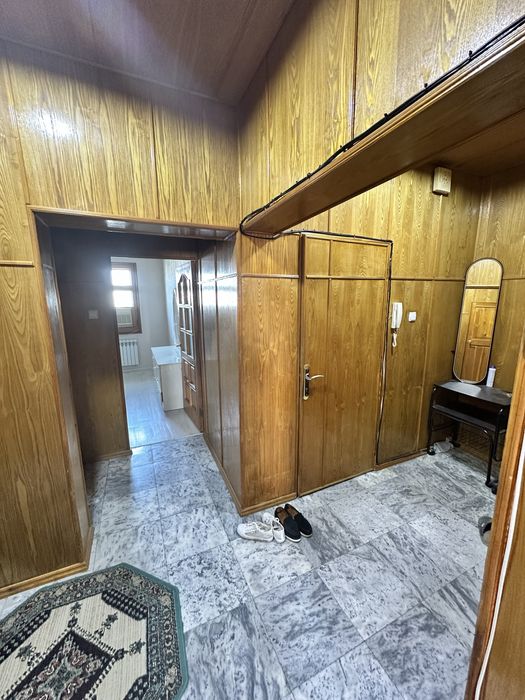 2/8/9 Мирабад метро Ойбек 60 школа улица Афрасияб