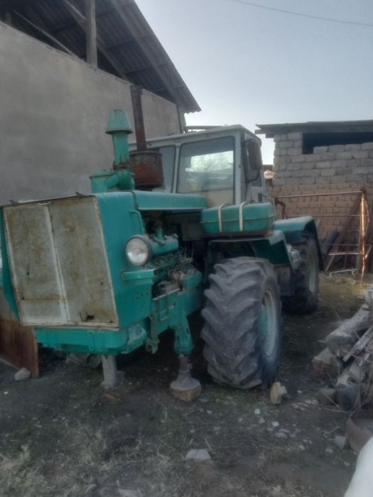 T 150 Трактор сотилади