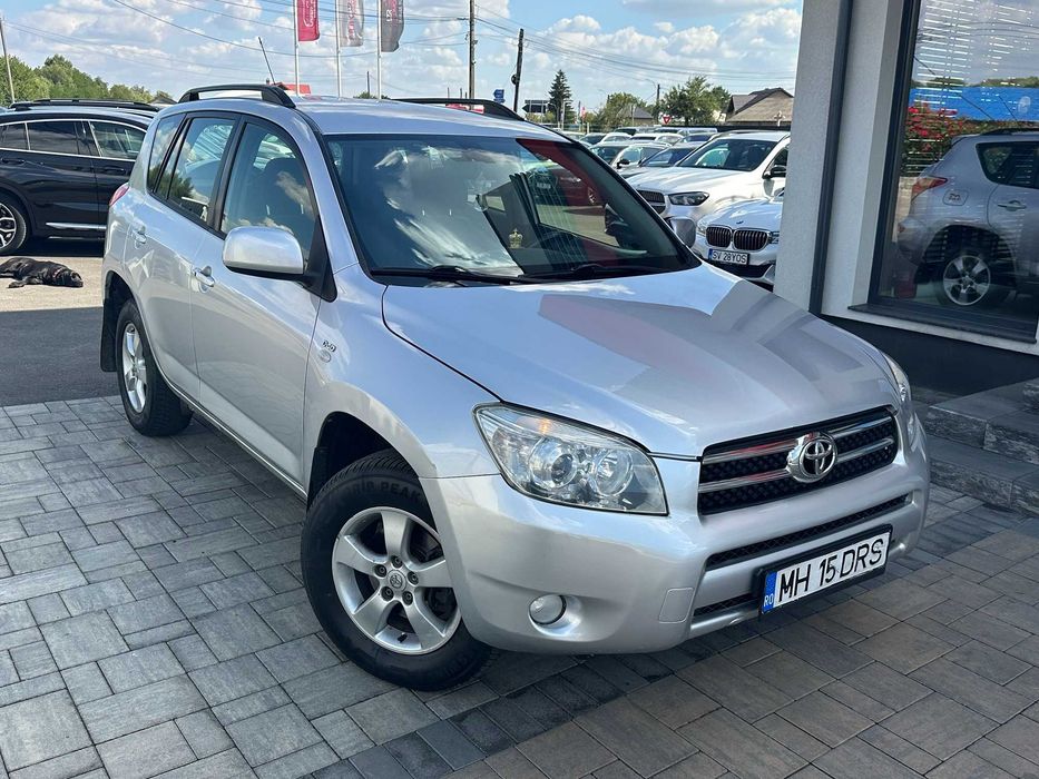 Toyota RAV-4 2,2 d4d 4x4 2007 accept variante !