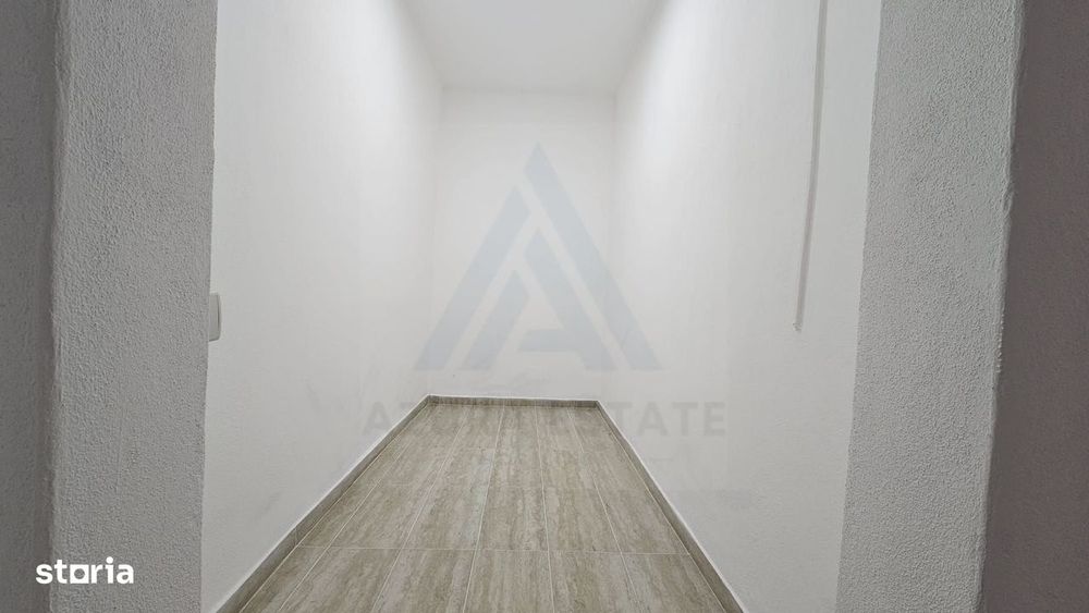 Spațiu Comercial Ultracentral  Zona 9 Mai  Trafic Pietonal Intens
