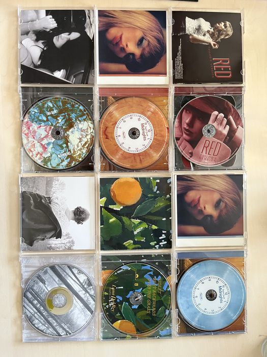 Cd-uri Lana del Rey si Taylor Swift