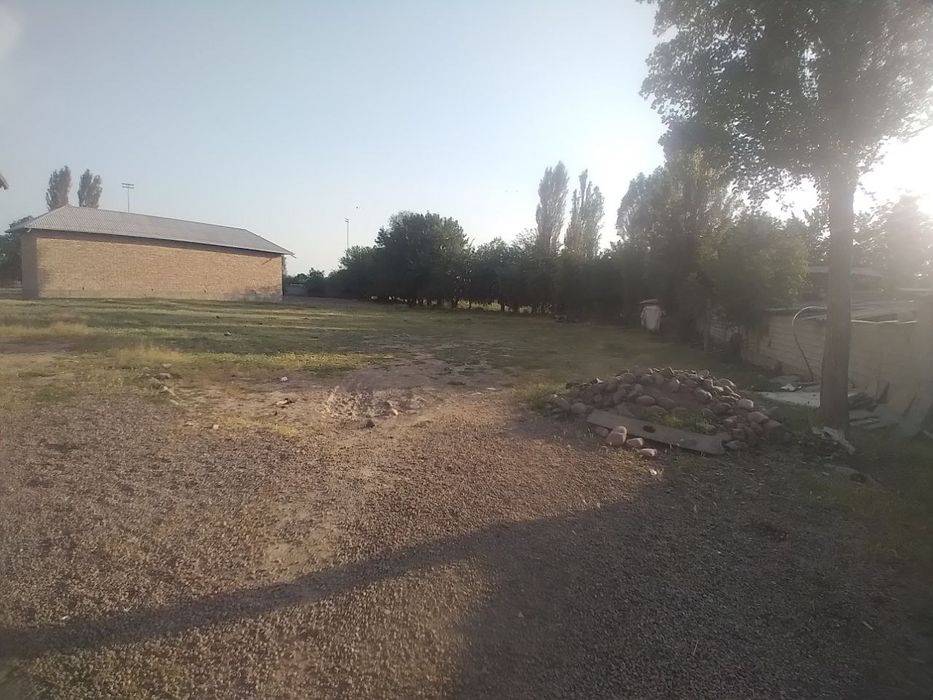 Oʻrta Chirchiq tumani yer sotiladi 13sotix