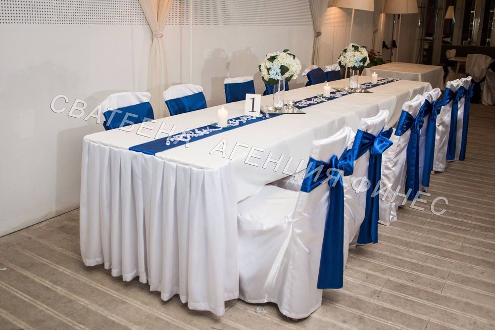 Сатенен калъф за стол