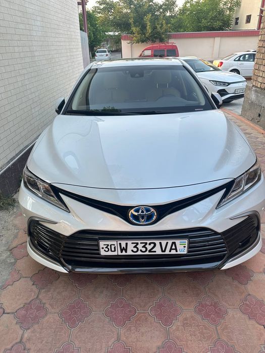 Toyota camry hybrid