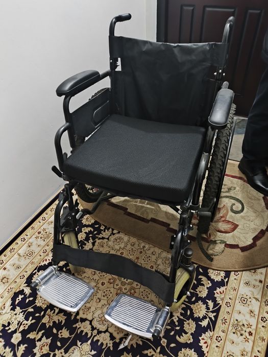 Инвалидная коляска