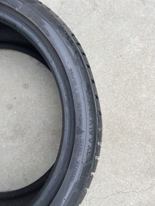 Vand 4 cauciucuri bune, barum polaris5