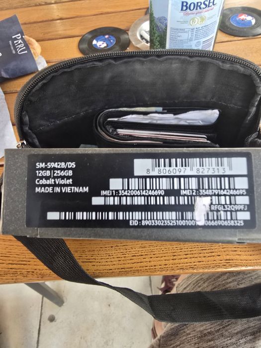 Samsung S26 12 gb ,256 rămâne cobalt violet nou sigilat
