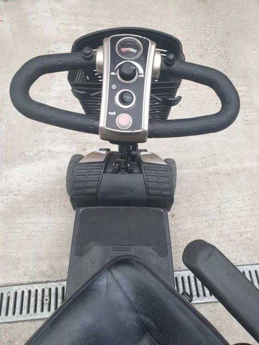 Carut-scuter-carucior electric EXCLUSIV dizabilitati ca NOU !!!