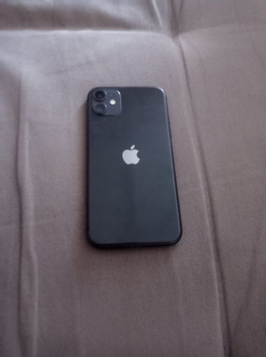 iPhone 11 — perfect condition