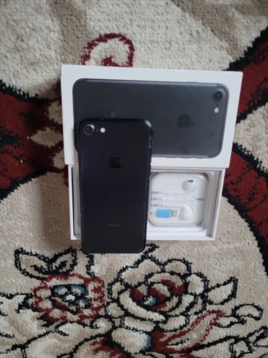 Продаётся  IPhone  7 128гб