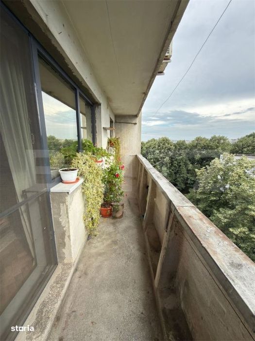 Apartament cu 3 camere, 57 mp, zona Nord