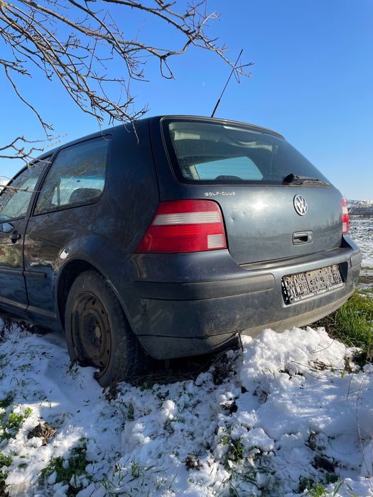 Volkswagen Golf 4 1.4 16V Piese de schimb