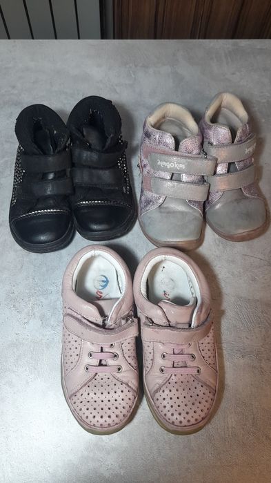 Обувь на девочку 3пары за1500