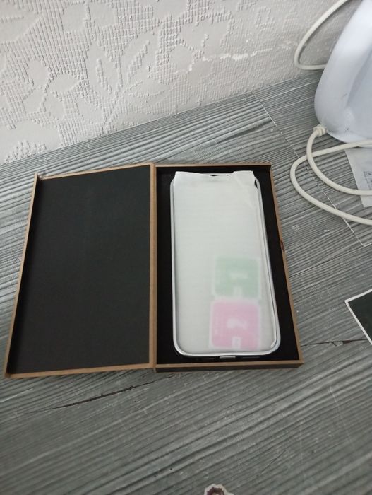 Чехол iPhone 15 Pro max / серебристый