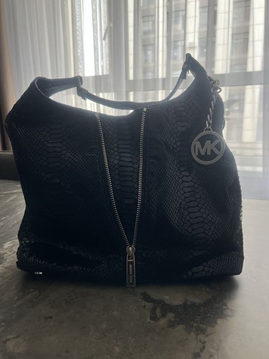 Сумки б/у в хорошем состоянии