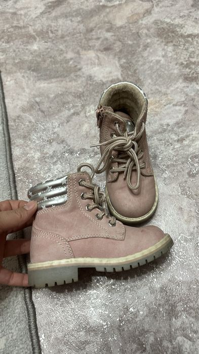 Жаксы сапада балалар аяк киими