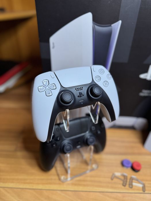 Ps5 slim 1 tb inca in garantie