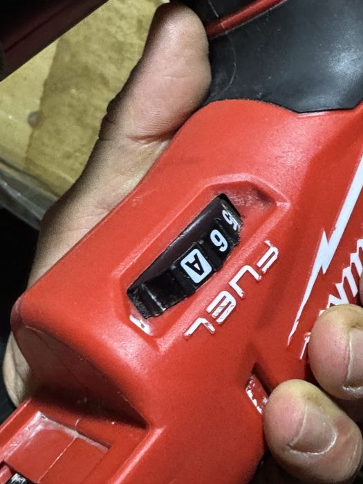 Milwaukee FBJS pendular fuel