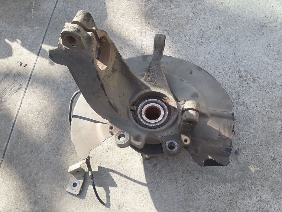 fuzeta dreapa  fata  2.0 tdci txda ford kuga 1 4x4 8v41-3k170-ao