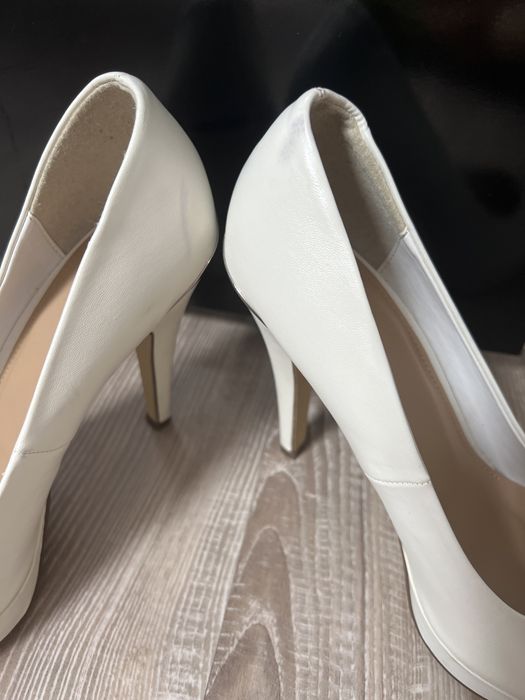 Дамски обувки 38 номер