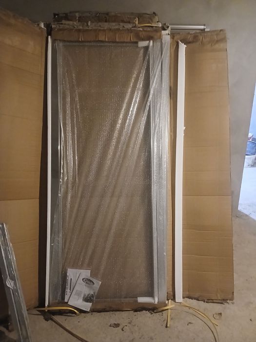 REDUCERE ! Usa de sticla batanta