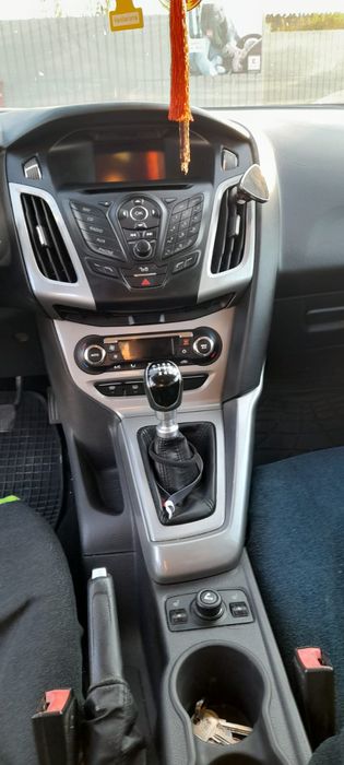 FORD Focus 2012 — imagine 5