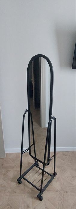 напольное зеркало