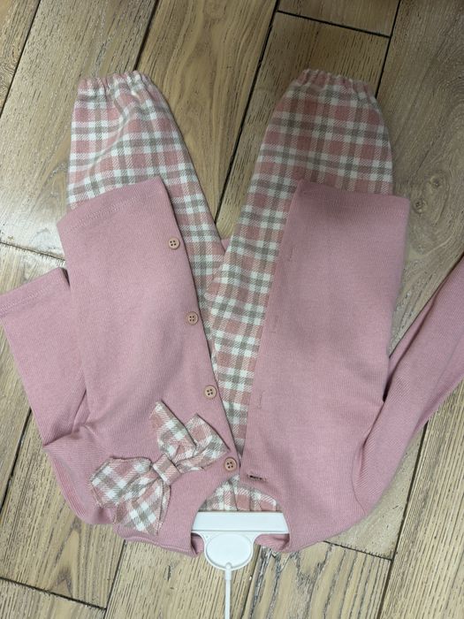 Продам костюмчик для девочки