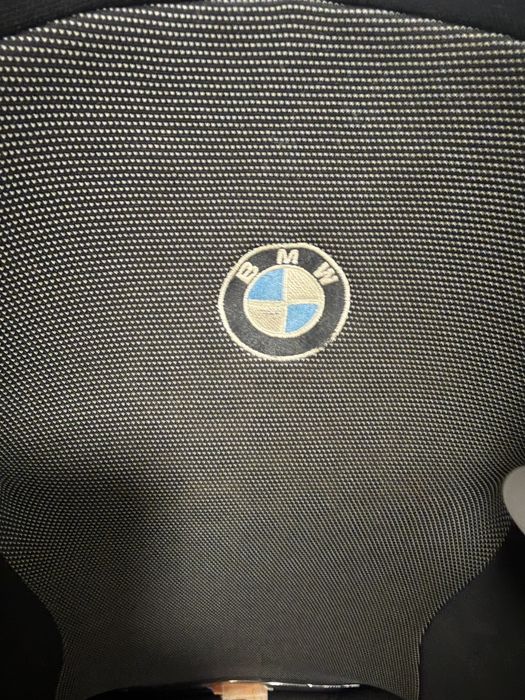 Детско столче BMW за кола