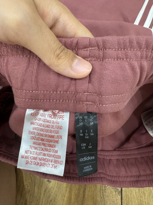 Adidas треко темно розового цвета