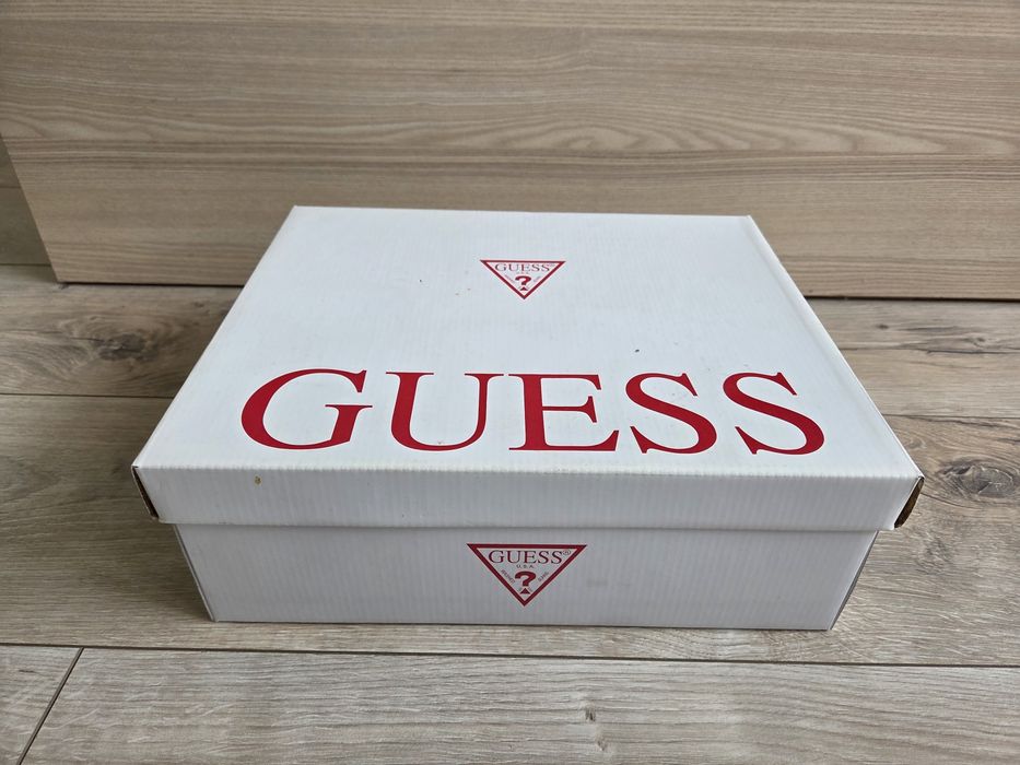 Оригинални Guess обувки