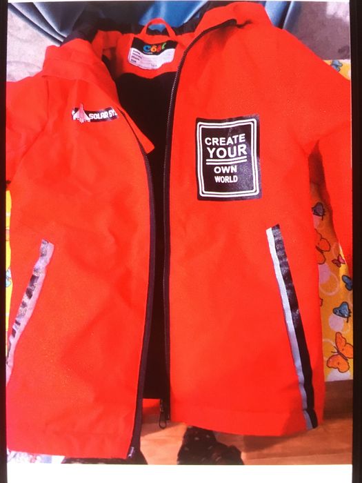 Продается куртка на осень