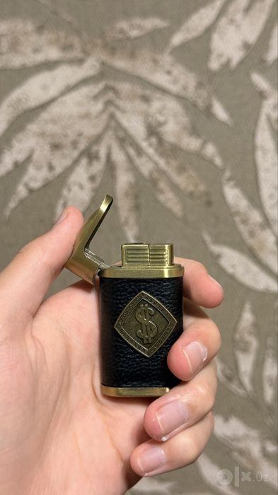 Зажигалка стильная